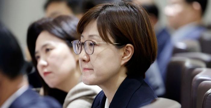 李대통령에 '김현지' 족쇄 채운 민주당은 자성해야 [기자수첩-정치]