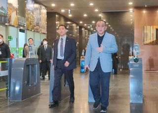명태균 "11월8일 특검서 오세훈과 대질신문…강혜경은 횡령범" [2025 국감]