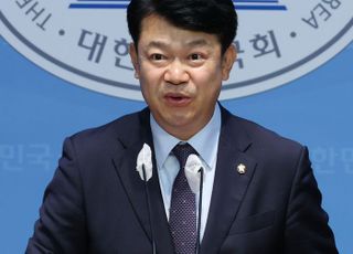 복기왕 ‘15억 서민아파트’ 발언 사과…“적절한 표현 선택 못해”