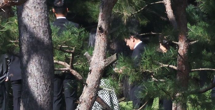 [이건희 5주기] 이재용 회장, 경영진과 조용한 추도식…'정중동' 행보 이어가