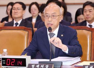 조원철 법제처장, 李대통령 연임 묻자 "국민이 결단할 문제"