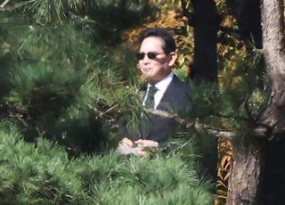 [이건희 5주기] 이재용 회장, 경영진과 조용한 추도식…'정중동' 행보 이어가 등 [10/24(금) 데일리안 퇴근길 뉴스]