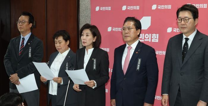"李대통령이 모두 무죄?"…국민의힘 법사위원, 조원철 법제처장 사퇴촉구