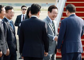 [속보] 李대통령, 말레이시아 도착…1박2일 아세안 일정 시작