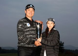 눈물 쏟은 이정환 “유럽 진출은 쌍둥이 엄마와 논의해야” [제네시스 챔피언십]