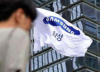 [속보] 삼성전자, 프리마켓서 10만원 돌파…역대 최고가