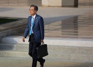 조현, 동아시아정상회의 참석해 "온라인 스캠 등 초국가 범죄활동 심각한 피해"