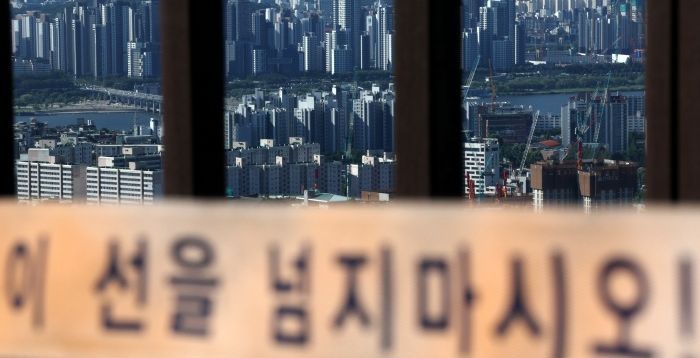대출규제로 ‘잔인한 금리’ 만드나…금리 인상에 ‘신용점수 인플레’까지