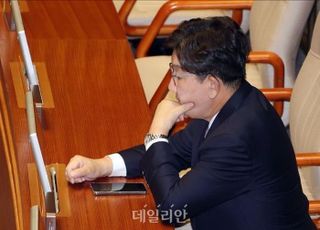 '통일교 의혹' 권성동 의원 1차 공판, 내달 3일로 연기