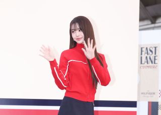 장원영, 미모를 남기고