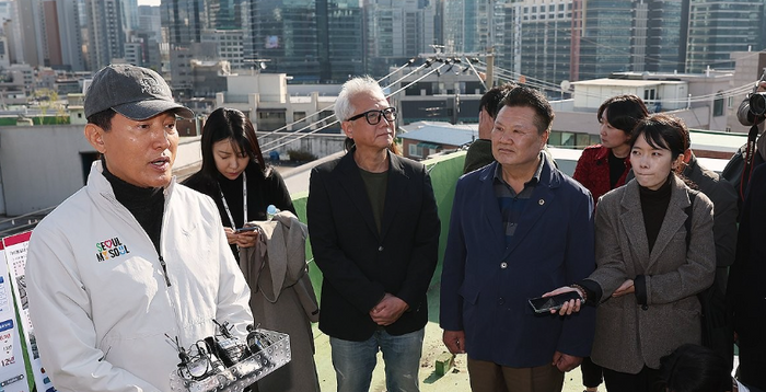 재개발 현장 찾은 오세훈 “10·15 대책에도 정비사업 흔들림 없이 추진”