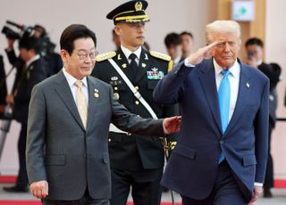 [속보] 李대통령 "트럼프·김정은 만남 불발…한반도 평화 만들어주면 여건 조정역할 충실"