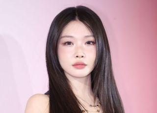 청하, 눈빛으로 말한다