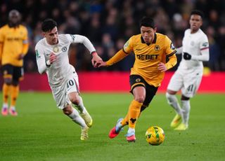 황희찬, 첼시 상대로 시즌 첫 도움…울버햄튼은 리그컵 16강서 탈락