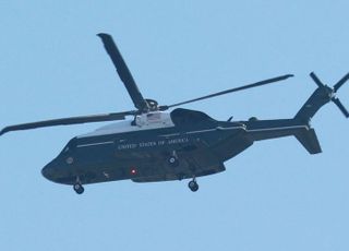 [속보] 트럼프, '마린원' 타고 경주 떠났다…곧 부산서 미중정상회담