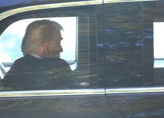 한눈에 보는 트럼프 이동수단 풀코스…마린원·더 비스트 총동원