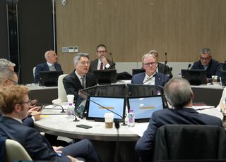 카카오모빌리티 찾은 유럽 교통정책 리더들…자율주행·로봇 기술 비전 청취