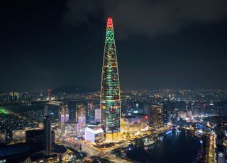 롯데월드타워 미디어파사드, 서울 대표 야경으로…'서울시 좋은빛상' 우수상