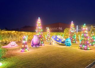 시몬스, 시몬스 테라스에 ‘크리스마스 트리 및 일루미네이션’ 오픈