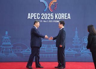 11년 만에 방한한 시진핑…李대통령과 첫 대면