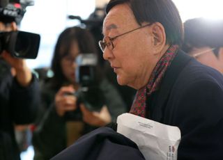 특검팀, '김건희 母 최측근' 김충식 소환…양평 공흥지구 의혹 추궁