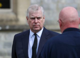 찰스 3세 동생, 왕자 칭호 박탈당했다...왜?