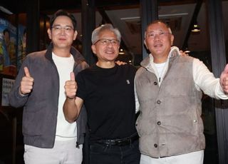 치킨보다 핫한 '재드래곤'의 블루종 패션…89만원짜리 '이 제품'