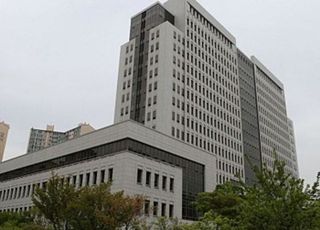 만취 상태서 공원 벤치 부순 50대 남성…징역형 집유 선고