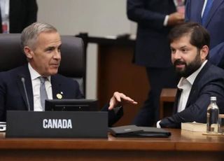 [APEC 2025] ‘관세 비판 광고’에 분노한 트럼프에 加 총리, 결국 대면 사과