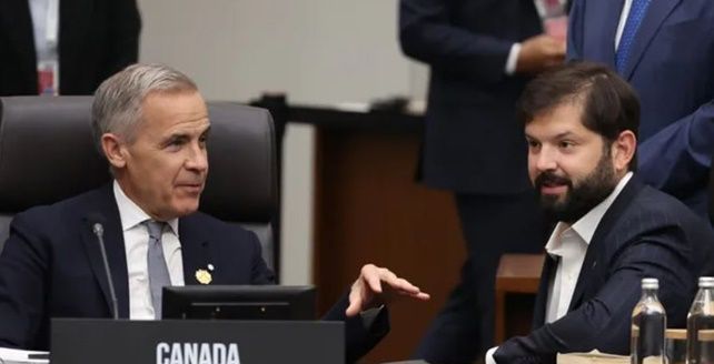 [APEC 2025] ‘관세 비판 광고’에 분노한 트럼프에 加 총리, 결국 대면 사과