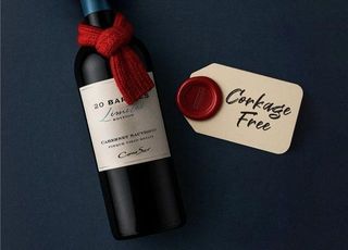 아웃백, 연말 맞이 ‘코노 수르 20배럴 까베르네 소비뇽’ 할인 프로모션