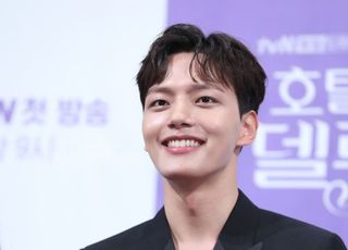 여진구 카투사 된다 "12월15일 입대"…전현무·오상진 후배