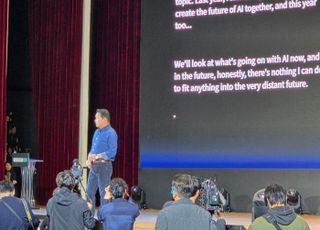 'AI 인프라' 승부 건 SK, 최태원 "이젠 스케일 아닌 효율"