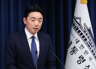 강훈식 "민주당에 '재판중지법' 제외 요청…대통령실과 李 생각 같아"