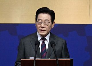 '방탄' 의식? 與, 재판중지법 없던 일로…'배임죄 폐지' 논란 계속 [정국 기상대]