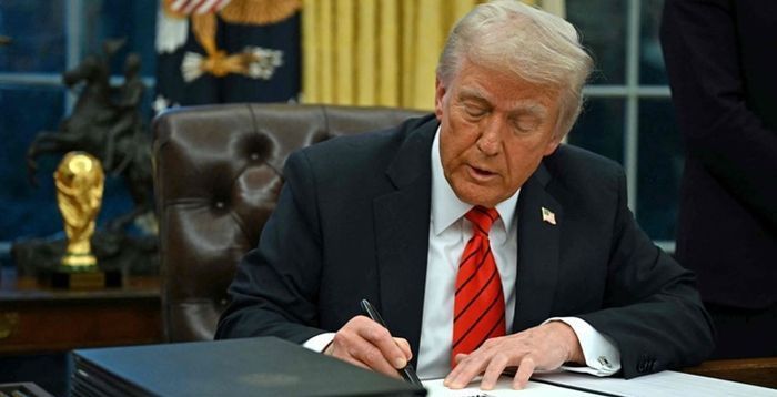 트럼프 관세정책 지지율 33%…국정 전반 지지율보다 8%P 낮아