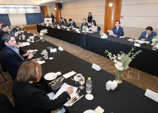 전재수 장관, 브라질 하원 항만특위 위원장 일행과 오찬 면담
