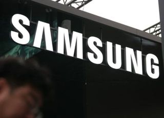 美 OLED 특허 침해 소송서 삼성전자에 2700억원 배상 평결