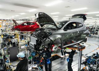 자동화 대세인데 '수작업' 자동차라니…토요타 'GR'에 담긴 철학 [르포]