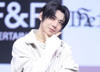 아홉 박한 '브이 포즈'