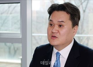 與 "한동훈, 李대통령 계엄선포 음모론…판단력 붕괴"