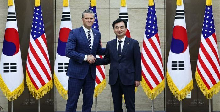 美국방 "한국 핵잠수함 도입 적극 지원"…안규백 "비핵화, 흔들림 없는 약속"