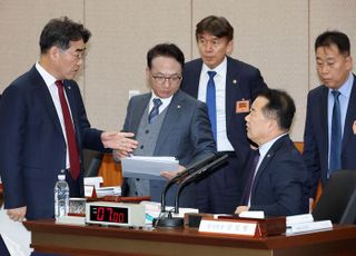 박선원 "국정원, '김성태 대북송금 경로 불분명'…도박 연관성 시사" 주장