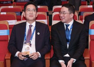 이어지는 설왕설래…이재용·구광모, '조기 인사' 저울질