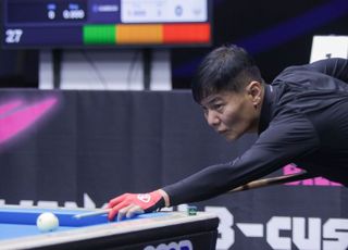 조 1위 박춘우 ‘강렬한 눈빛’ [광주 당구월드컵 포토]