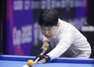 김민석 ‘한큐한큐 신중하게’ [광주 당구월드컵 포토]