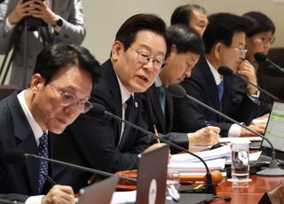 국민의힘 "민주당, 李대통령 '재판중지 우회법' 중단하라"