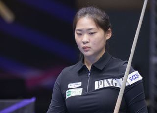 여자 국내 최강자 김하은 ‘시크한 눈빛’ [광주 당구월드컵 포토]