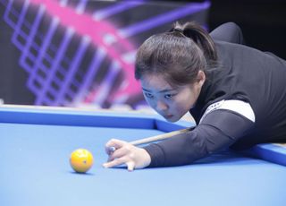 여자 국내 최강자 김하은 ‘강렬한 눈빛’ [광주 당구월드컵 포토]