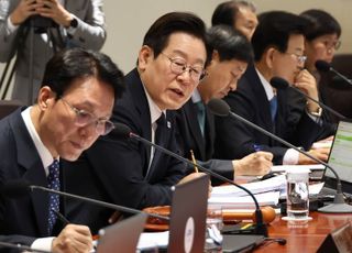 [데일리안 오늘뉴스 종합]국민의힘 "민주당, 李대통령 '재판중지 우회법' 중단하라", "샤넬백 사용 않고 반환" 주장에 반박한 김건희특검…"사용감 있어" 등